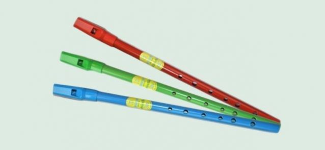 Waltons Rainbow tin whistle